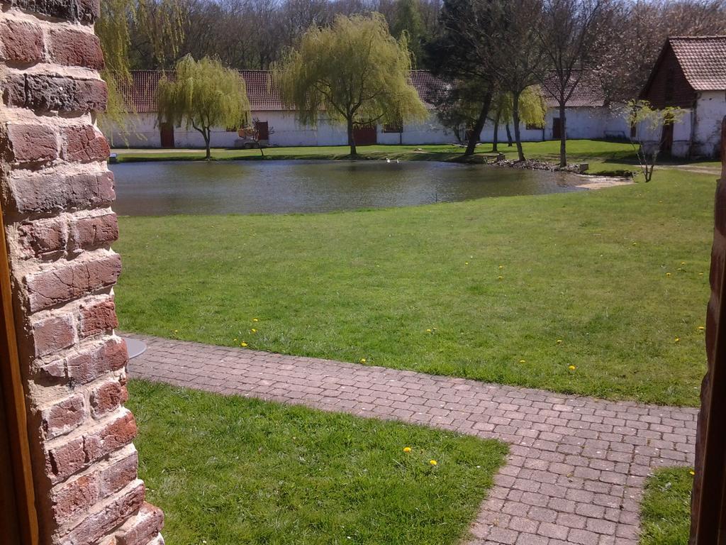 Bed and Breakfast Domaine De Collen Lepine  Екстер'єр фото